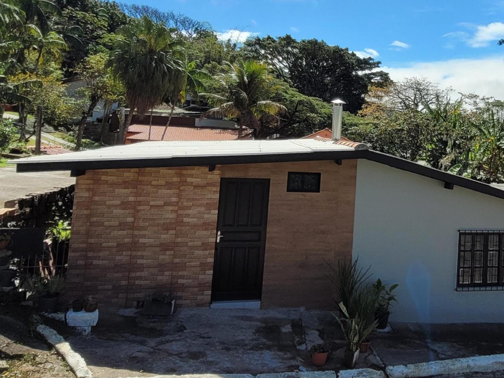 Peri Kit House Temporada Apartment Florianopolis